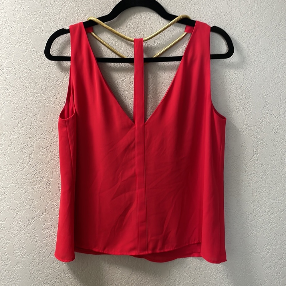 🎉HP🎉 BCBGMAXAZRIA Nydia top in Lipstick Red